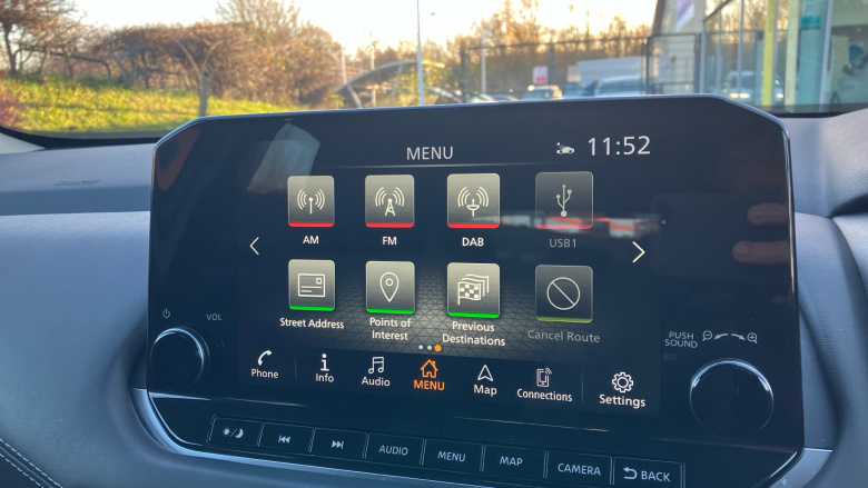 Nissan Qashqai 1.3 DiG-T MH 158 N-Connecta 5dr Xtronic Petrol Hatchback